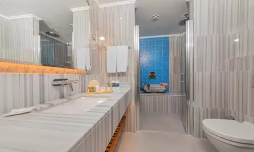 هتل موکارناس پرا استانبول